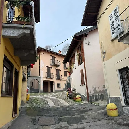 Modern & Cozy Getaway Above Maggiore Apartamento *